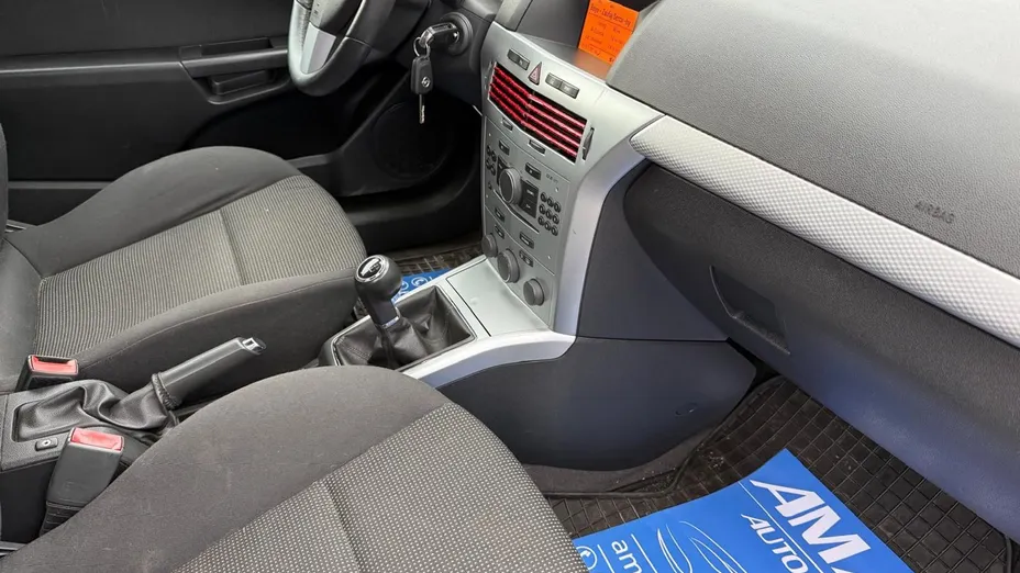 OPEL Astra -