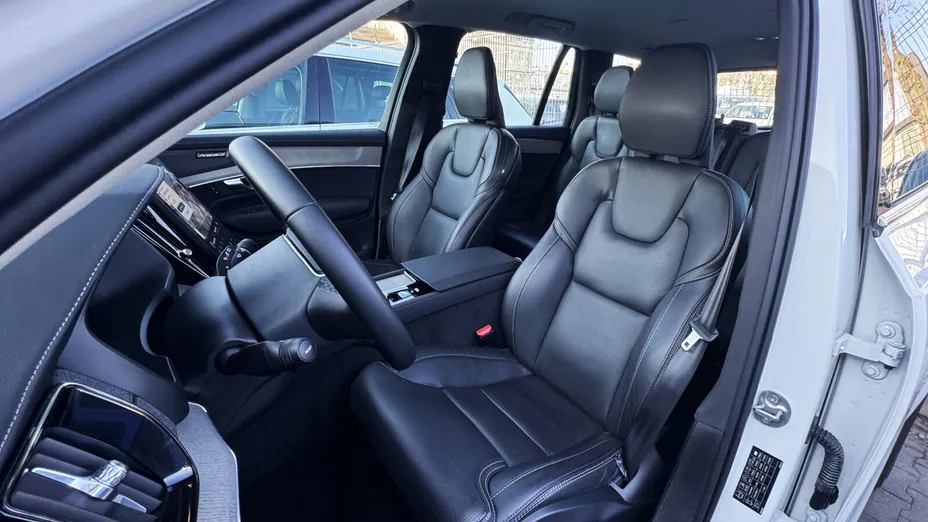 VOLVO XC90 XC90 B5 B AWD Plus Bright 7os aut