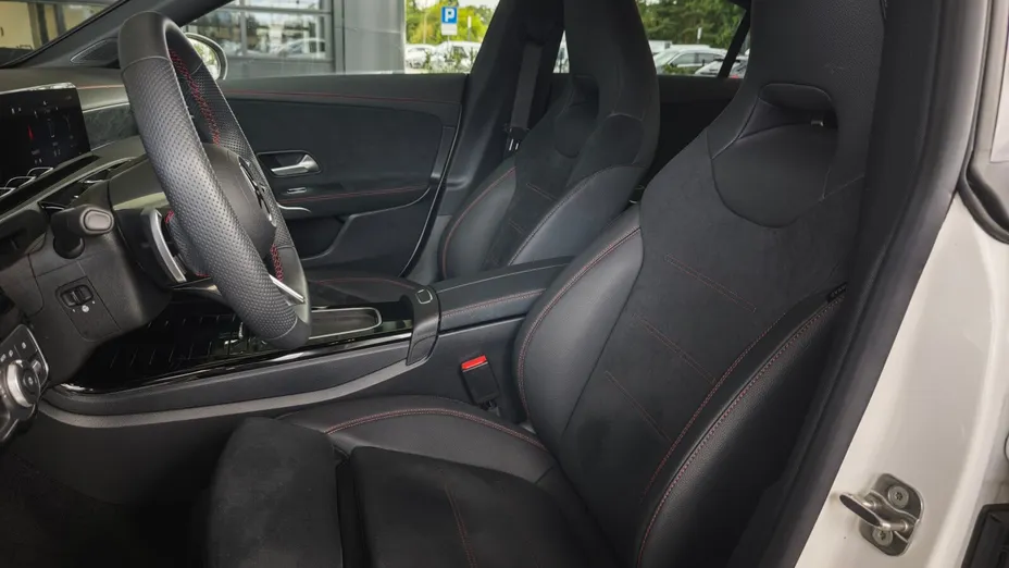 MERCEDES-BENZ CLA CLA 200 mHEV AMG Line 7G-DCT