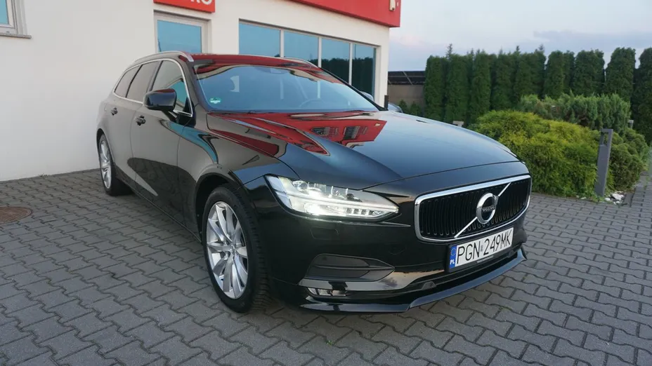 VOLVO V90 V90 D4 Momentum aut