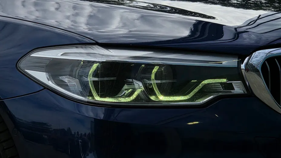 BMW Seria 5 530d Luxury Line aut