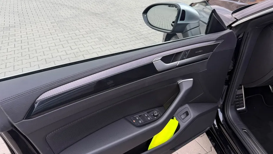 VOLKSWAGEN Arteon Arteon 2.0 TSI 4Motion R DSG