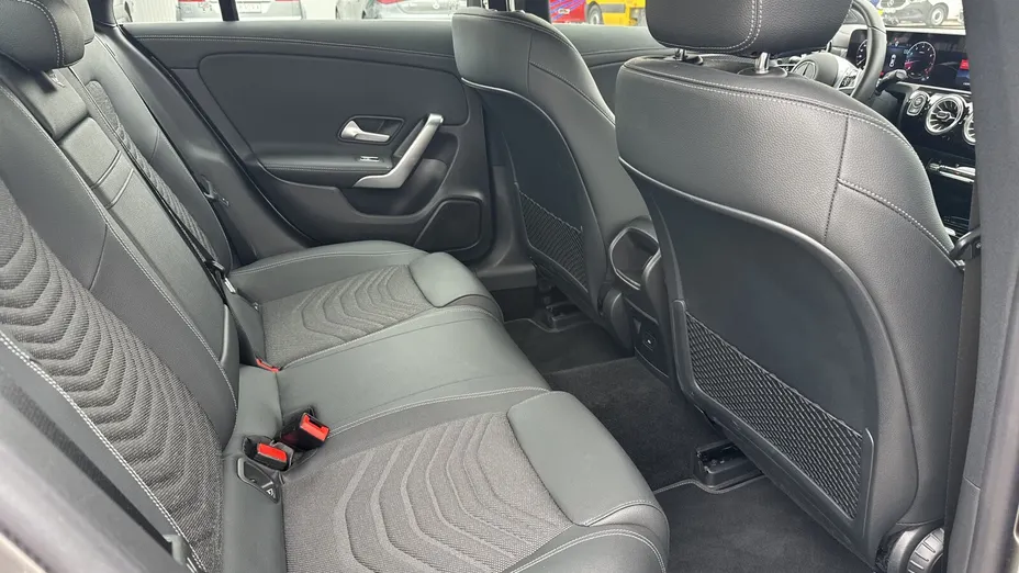 MERCEDES-BENZ CLA CLA 180 mHEV Progressive 7G-DCT