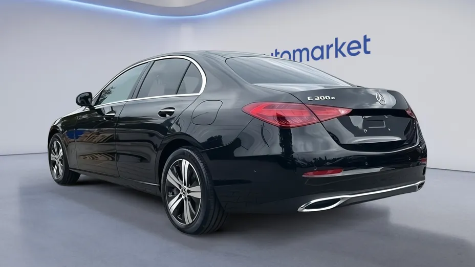 MERCEDES-BENZ C Klasa C 300 mHEV 4-Matic AMG