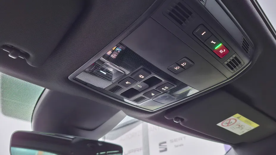 SKODA Superb Superb 2.0 TDI SCR Sportline DSG