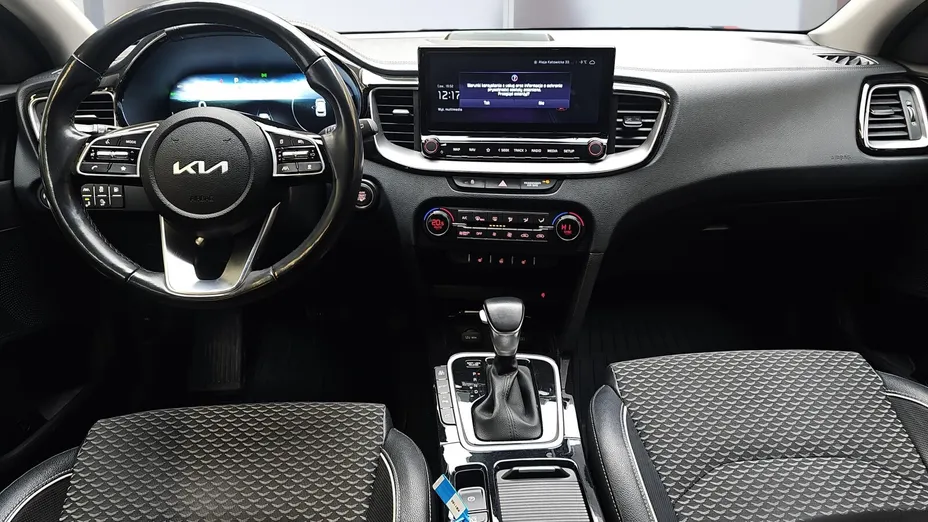 KIA Cee'd Ceed 1.6 GDI PHEV Business Line DCT