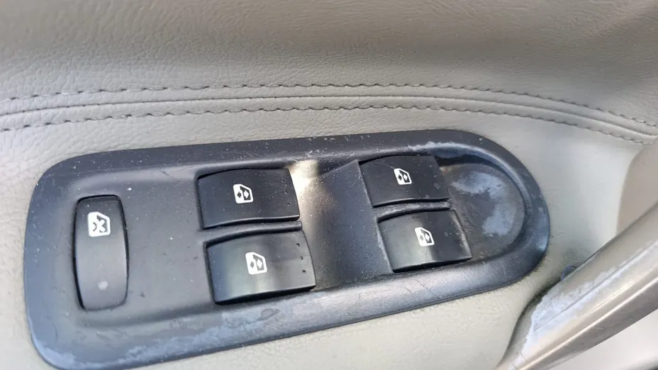RENAULT Scenic -