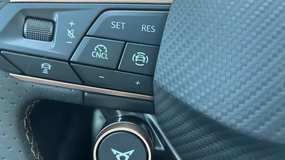 CUPRA Leon Leon 1.5 eTSI mHEV DSG Nowy