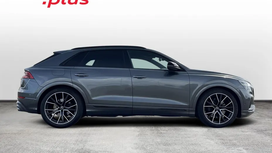 AUDI SQ8 -
