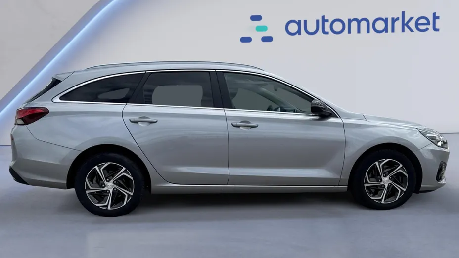 HYUNDAI i30 i30 1.0 T-GDI Smart