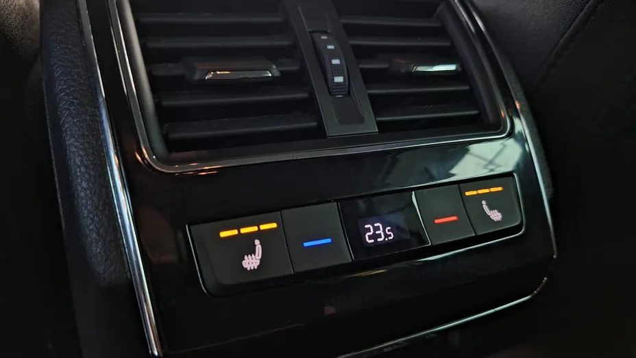 SKODA Superb Superb 2.0 TDI SCR Style DSG