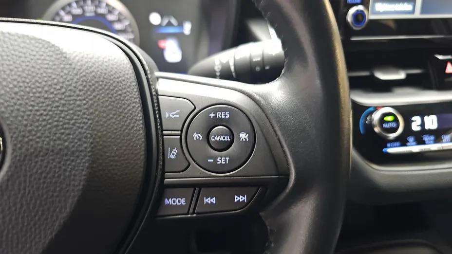 TOYOTA Corolla Corolla 1.8 Hybrid Active