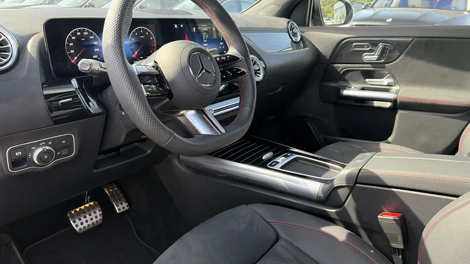 MERCEDES-BENZ GLA GLA 220 mHEV 4-Matic AMG Line 8G-DCT