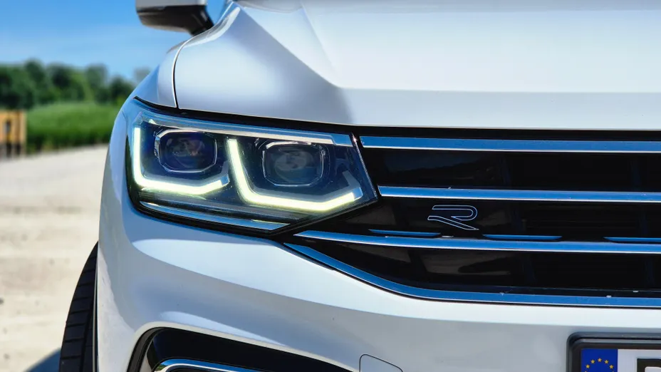 VOLKSWAGEN Tiguan Tiguan 2.0 TSI 4Mot. R-Line DSG