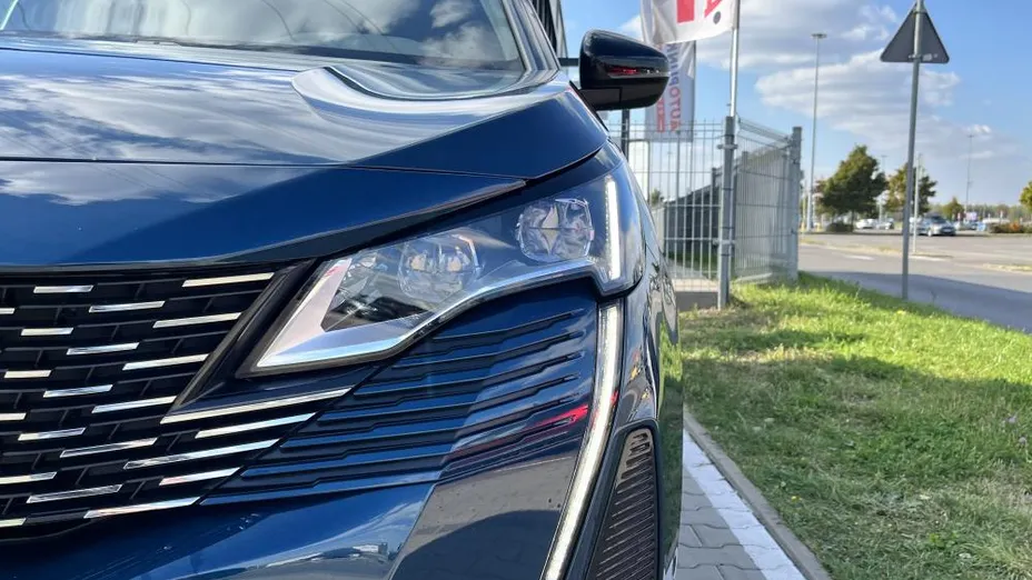 PEUGEOT 5008 5008 1.6 PureTech GT S&S EAT8