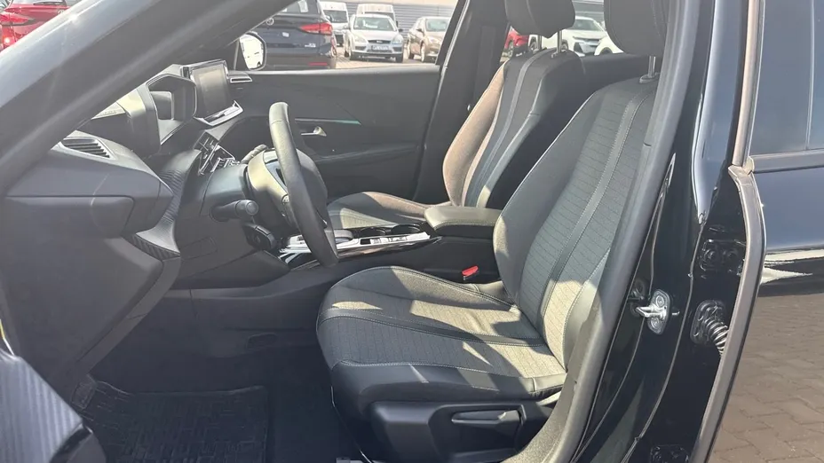 PEUGEOT 2008 e-2008 Allure Pack