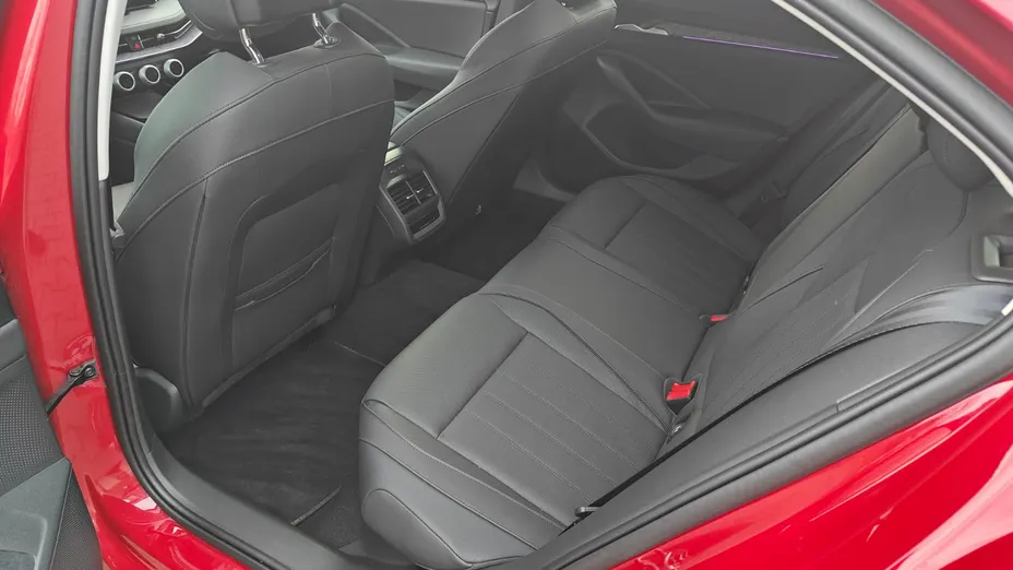 SKODA Superb Superb 2.0 TDI SCR 4x4 Selection DSG