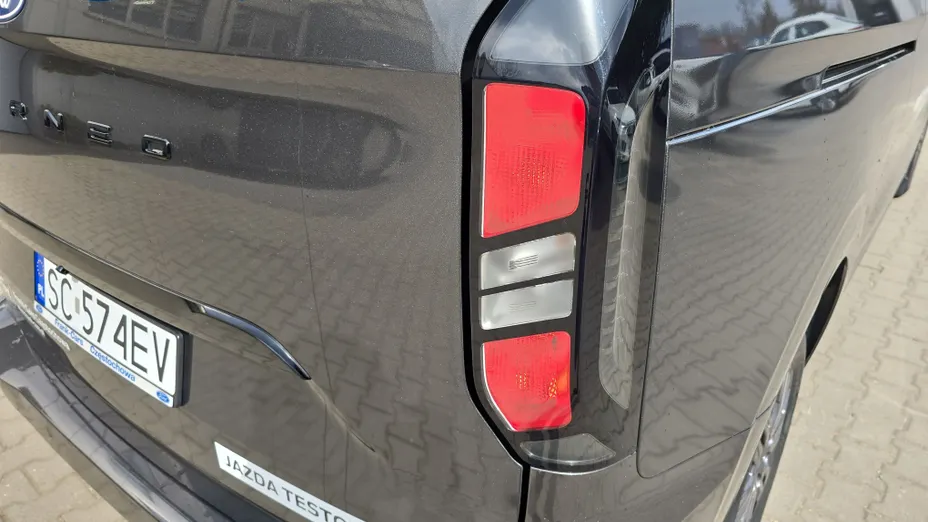 FORD Tourneo Custom Tourneo Custom 2.0 EcoBlue 320 L2 Titanium aut