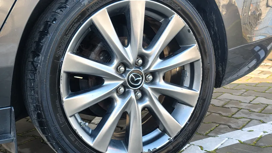 MAZDA 3 3 2.0 mHEV Hikari aut