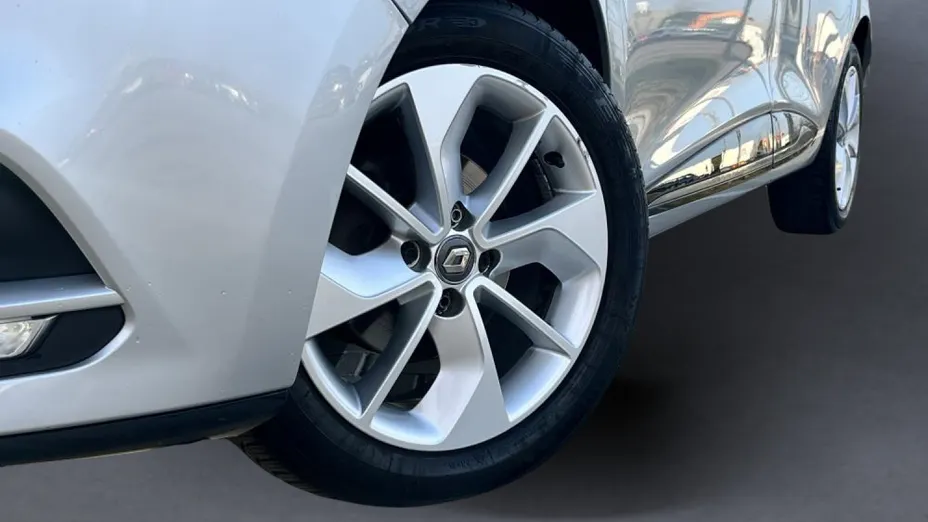 RENAULT Clio Clio 0.9 Energy TCe Zen