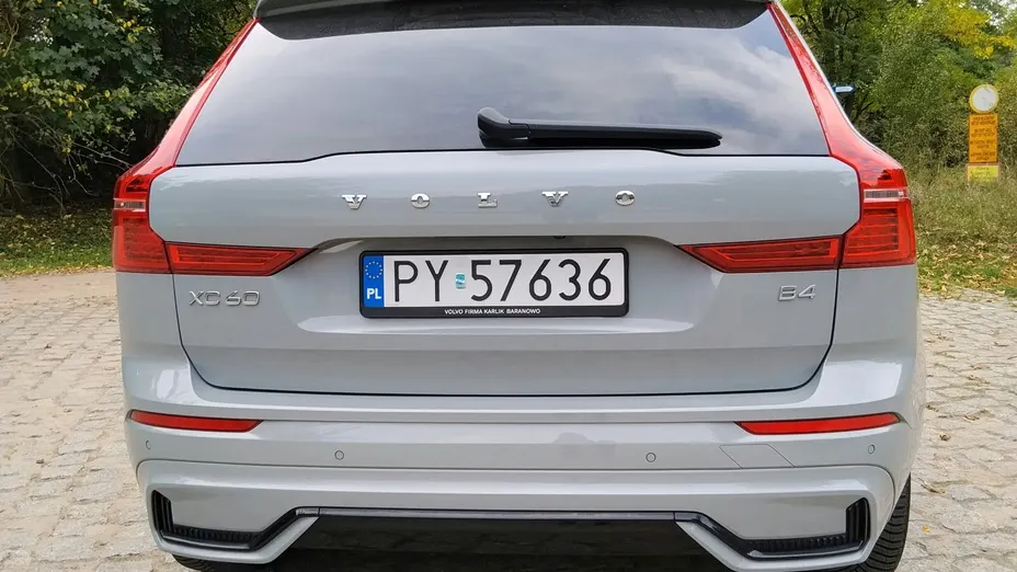 VOLVO XC60 -