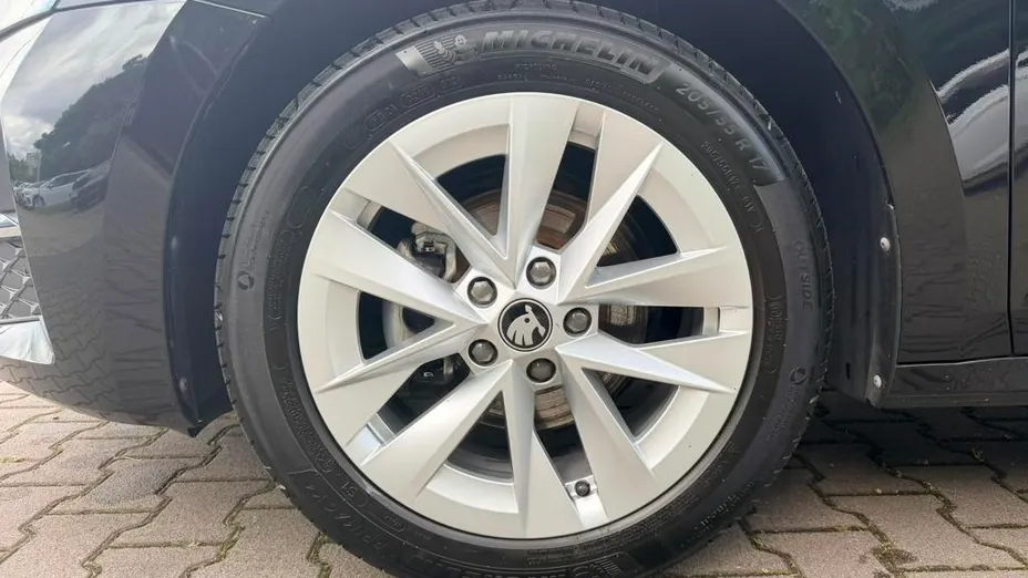 SKODA Octavia Octavia 1.5 TSI mHEV Edition 130 Selection DSG