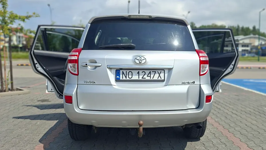 TOYOTA RAV4 RAV4 2.0 D-4D Luna