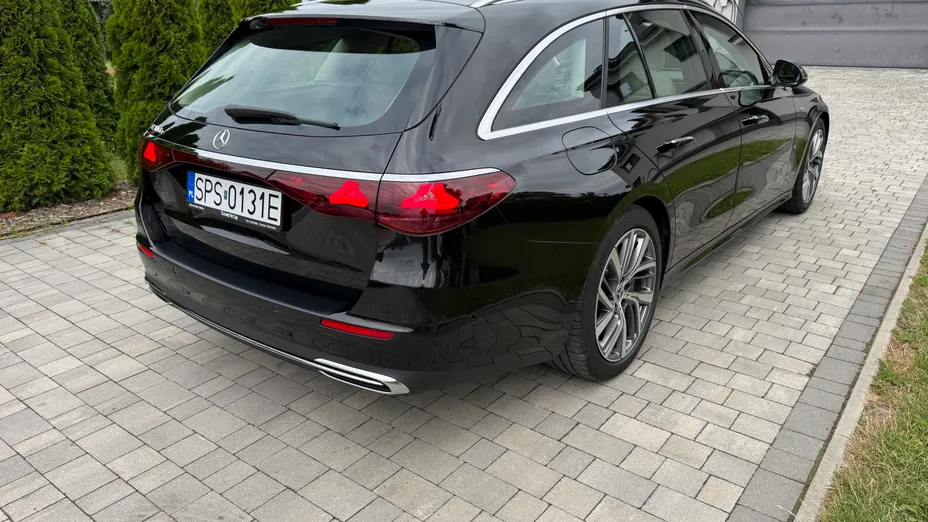 MERCEDES-BENZ E Klasa E 300 e Avantgarde