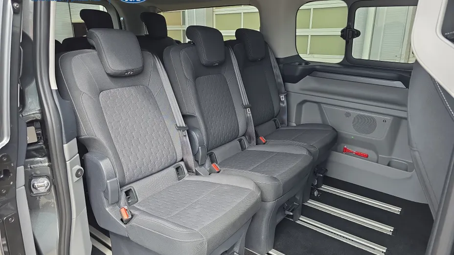 FORD Tourneo Custom Tourneo Custom 2.5 PHEV CVT 340 L2 Titanium