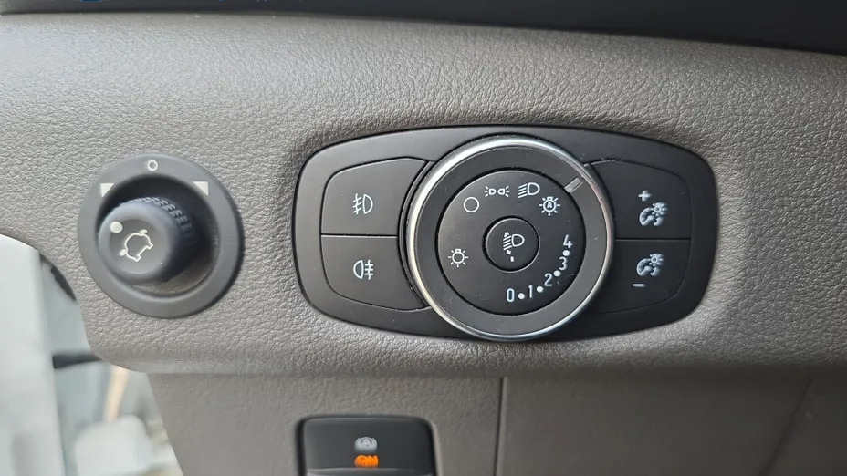 FORD Transit E-Transit 350 L3H2 RWD Trend