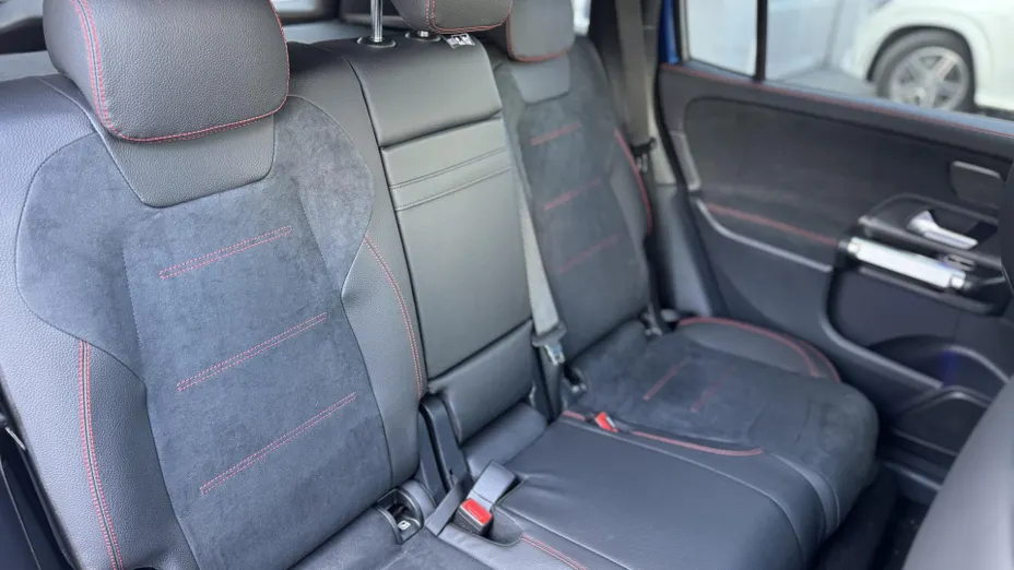 MERCEDES-BENZ GLB GLB 200 d 4-Matic AMG Line 8G-DCT Nowy