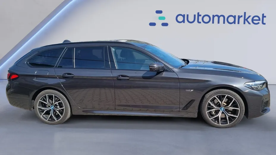 BMW Seria 5 530e xDrive M Sport sport-aut