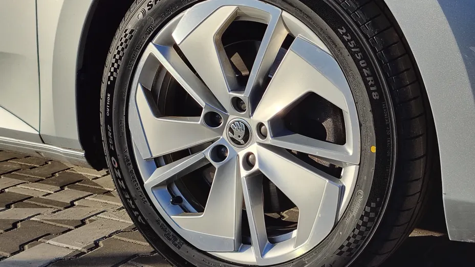 SKODA Superb Superb 2.0 TSI 4x4 Style DSG