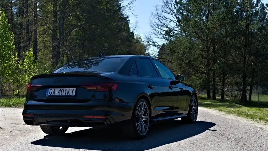 AUDI A4 A4 2.0 TFSI S tronic