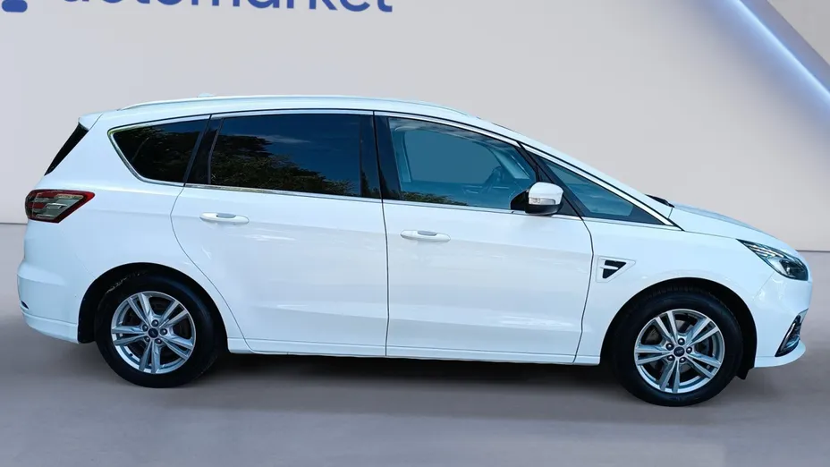 FORD S-MAX S-MAX 2.5 Hybrid Titanium CVT