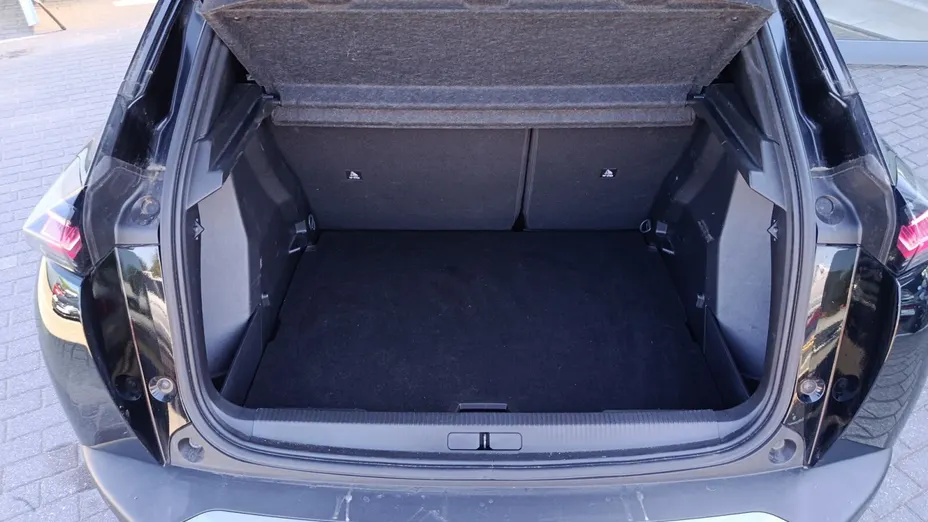 PEUGEOT 2008 2008 PureTech 130 Allure S&S EAT8