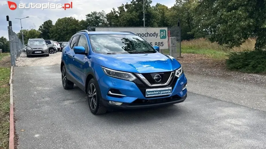 NISSAN Qashqai -