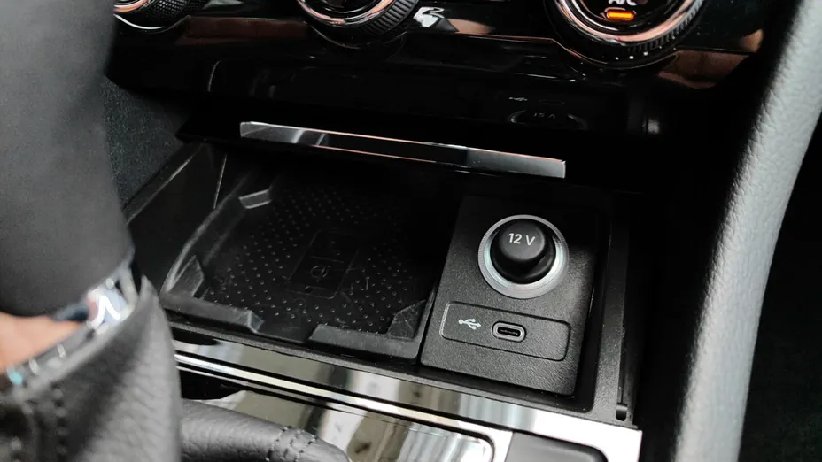 SKODA Superb Superb 2.0 TDI SCR L&K DSG