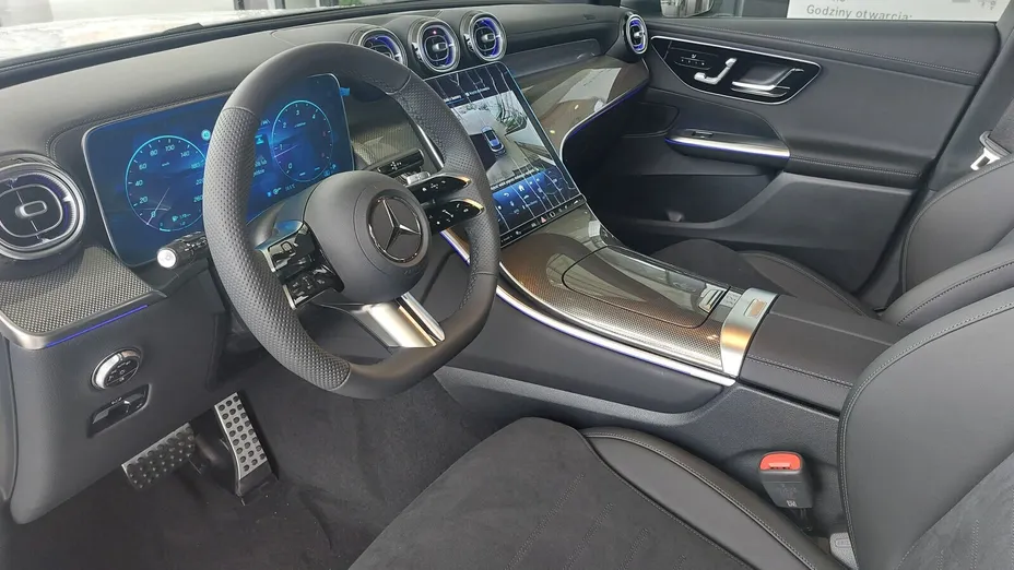 MERCEDES-BENZ GLC -