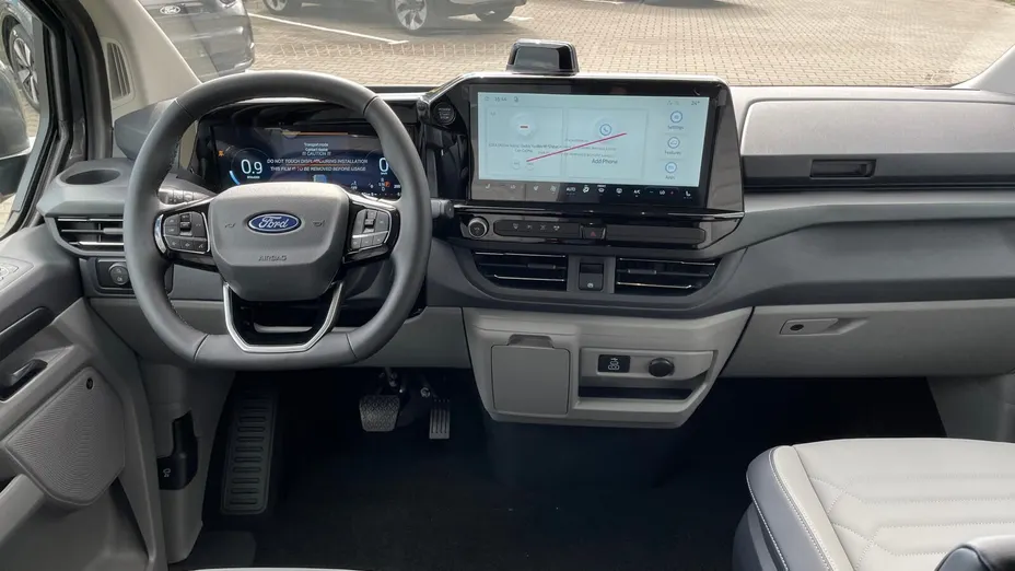 FORD Tourneo Custom Tourneo Custom 2.0 EcoBlue 320 L2 Titanium aut Nowy