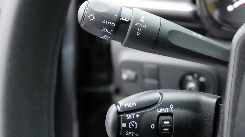 CITROEN C3 C3 1.2 PureTech Shine