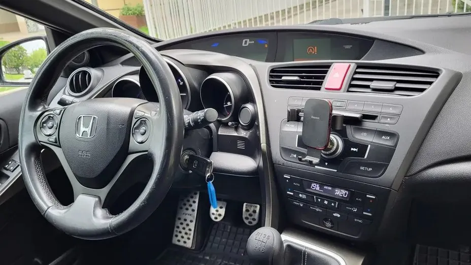 HONDA Civic -