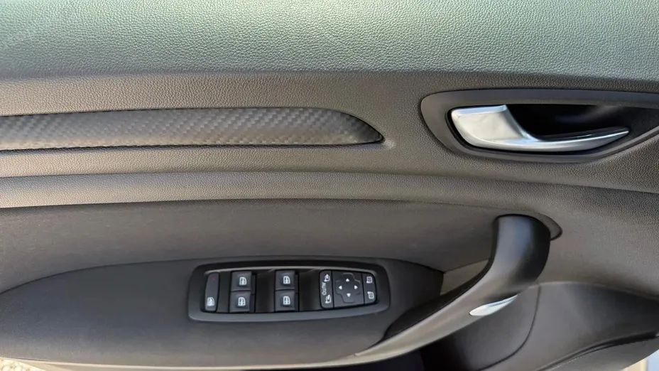 RENAULT Megane -