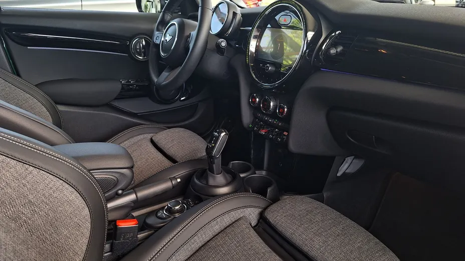 MINI [BMW] Mini Cooper aut