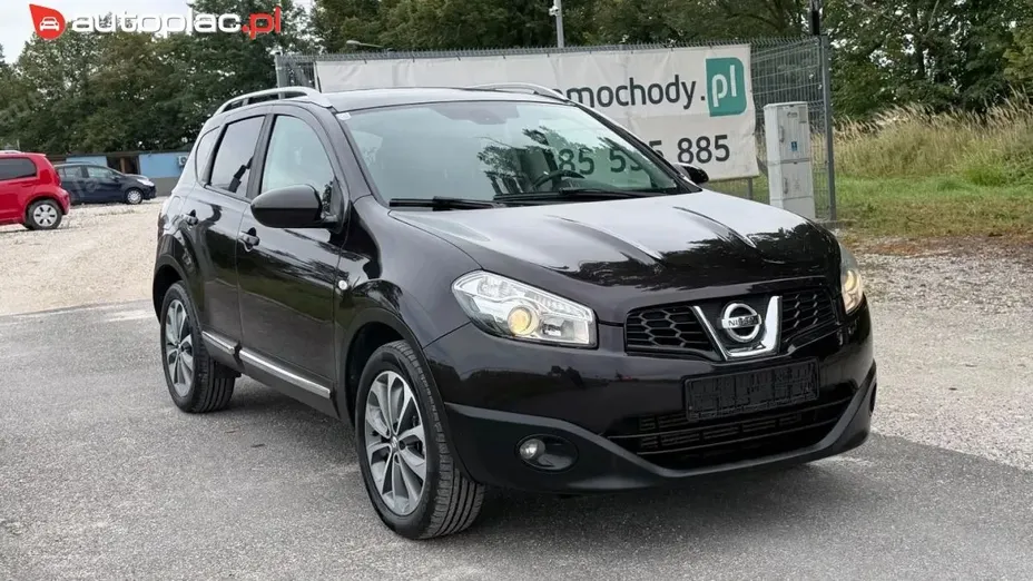 NISSAN Qashqai -