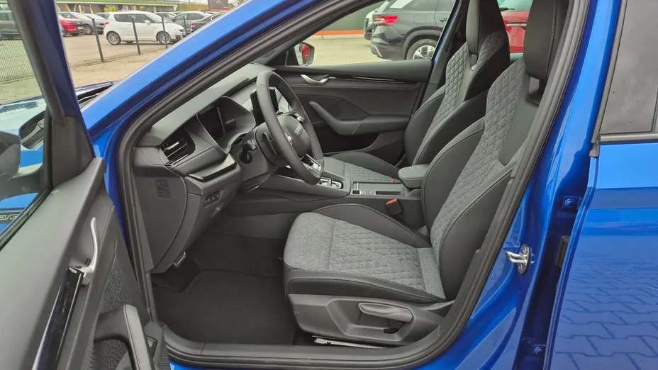 SKODA Octavia Octavia 1.5 TSI mHEV Sportline DSG Nowy