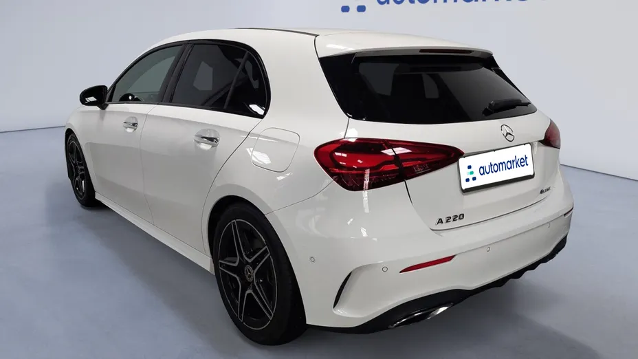 MERCEDES-BENZ A Klasa A 220 4-Matic AMG Line 8G-DCT