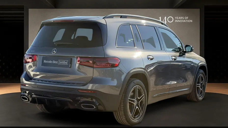 MERCEDES-BENZ GLB GLB 200 mHEV AMG Line 7G-DCT
