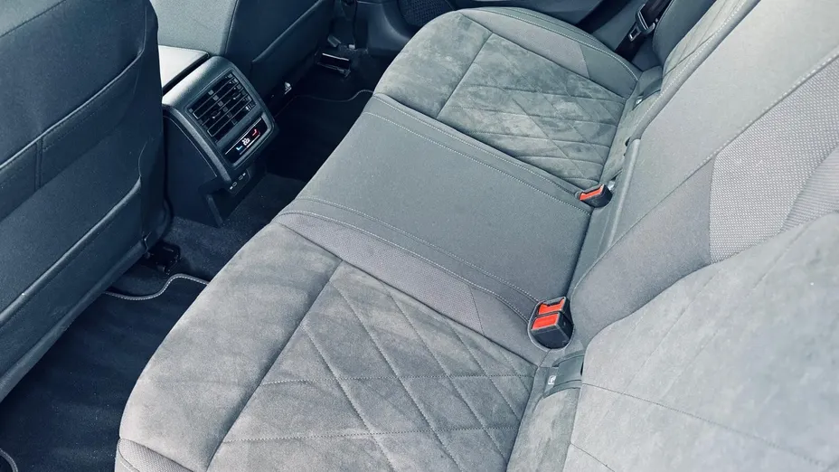 VOLKSWAGEN Golf Golf VIII 1.5 eTSI EVO Style DSG