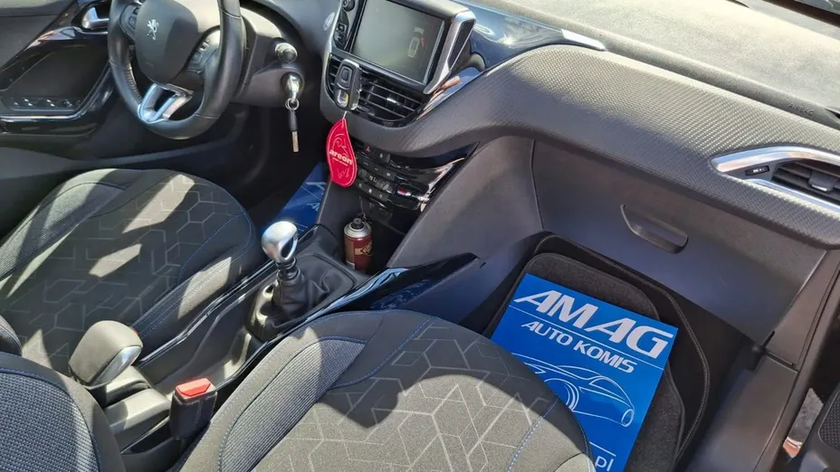 PEUGEOT 2008 -
